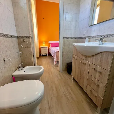 Al Mare Bed & Breakfast